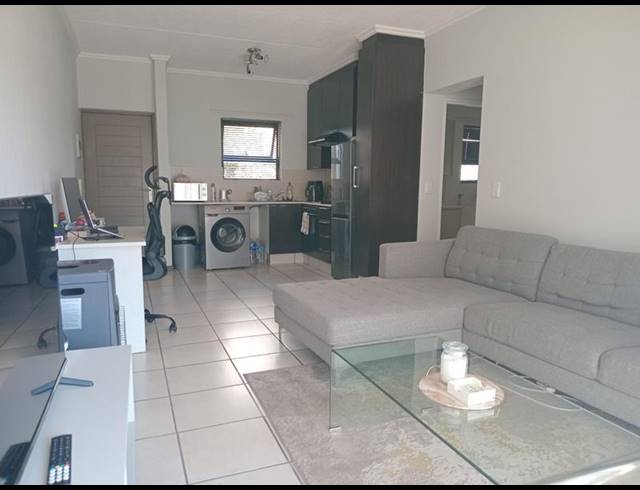 1 BEDROOM APARTMENT FOR SALE IN PAULSHOF